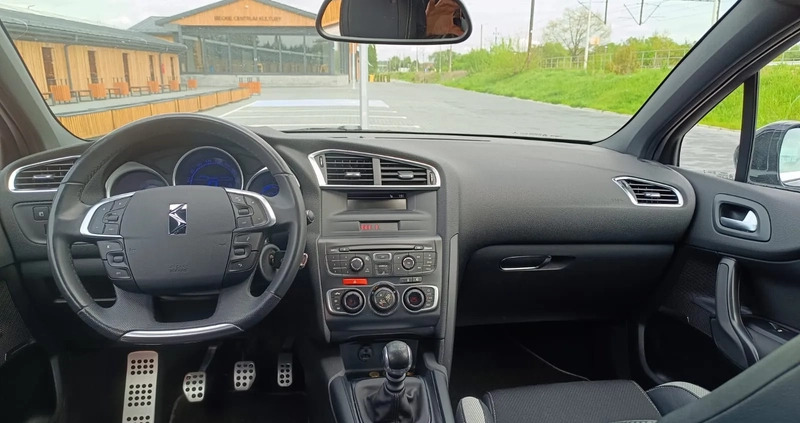 Citroen DS4 cena 33900 przebieg: 213010, rok produkcji 2014 z Gorlice małe 92